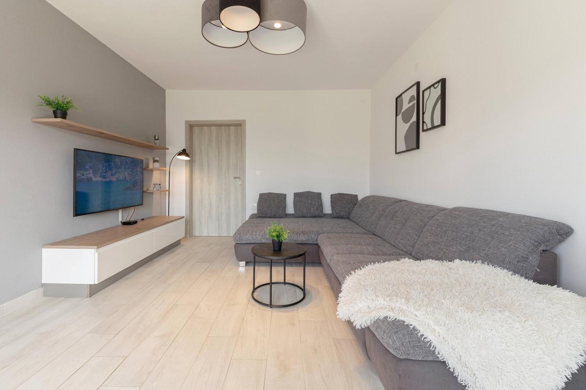 Bright Apartment Capodistria Esterno foto